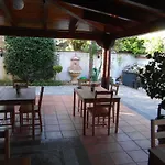 فندق مبيت وإفطار Lura 3*